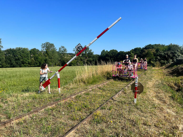 photo d'une balade en vélo rail
